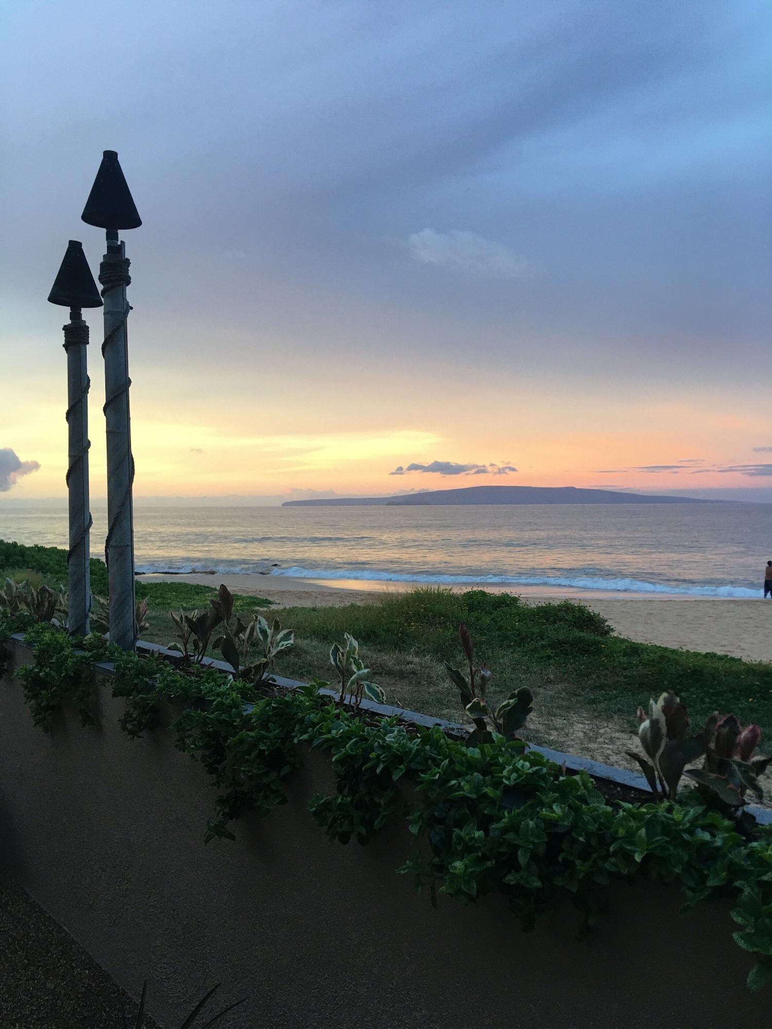 Days Inn By Wyndham Maui Oceanfront Wailea  Ngoại thất bức ảnh