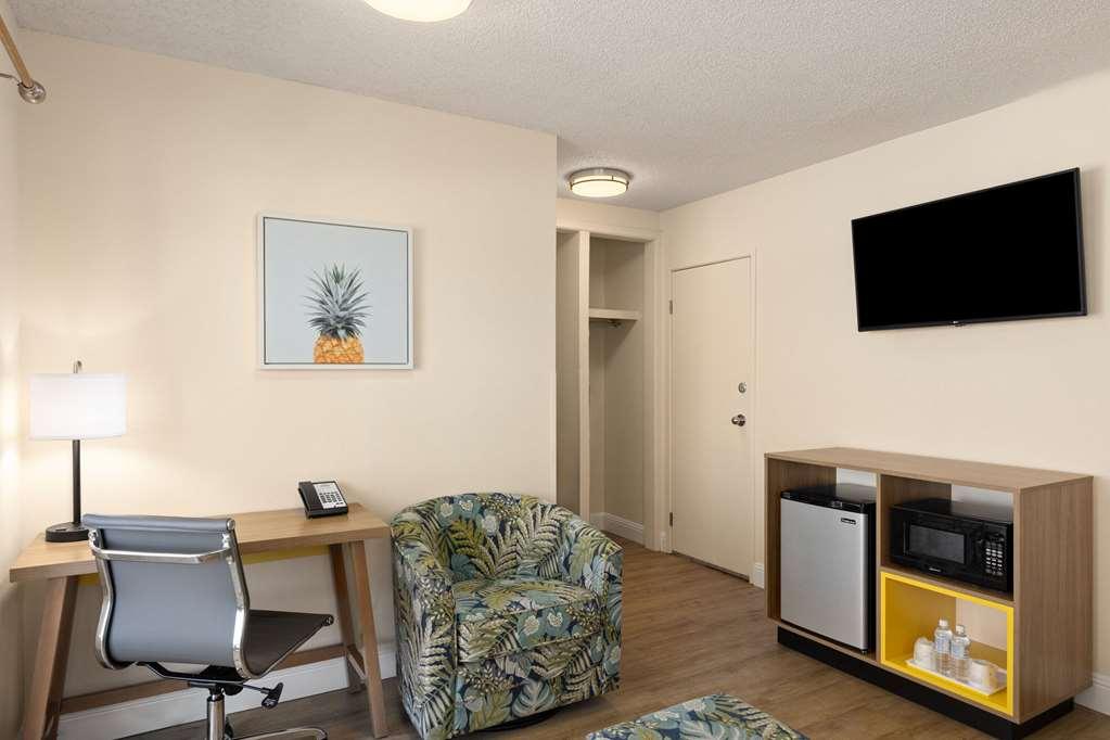 Days Inn By Wyndham Maui Oceanfront Wailea  Phòng bức ảnh