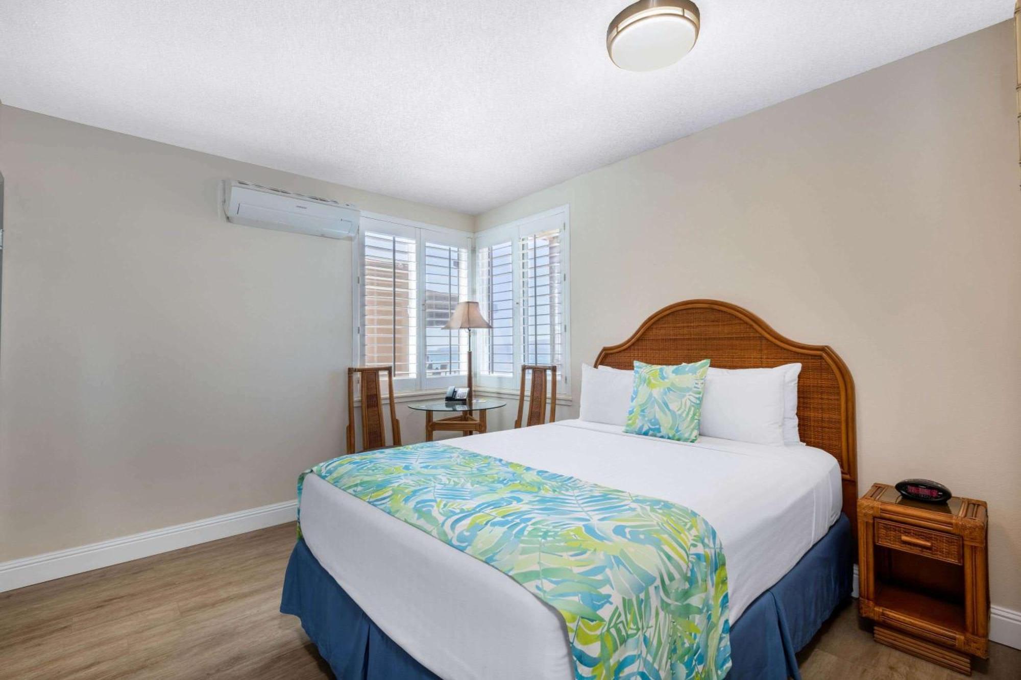 Days Inn By Wyndham Maui Oceanfront Wailea  Ngoại thất bức ảnh
